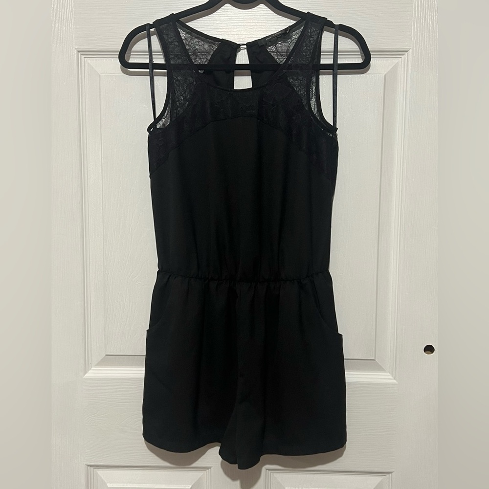 💗 Doe & Rae - Black Lace Romper